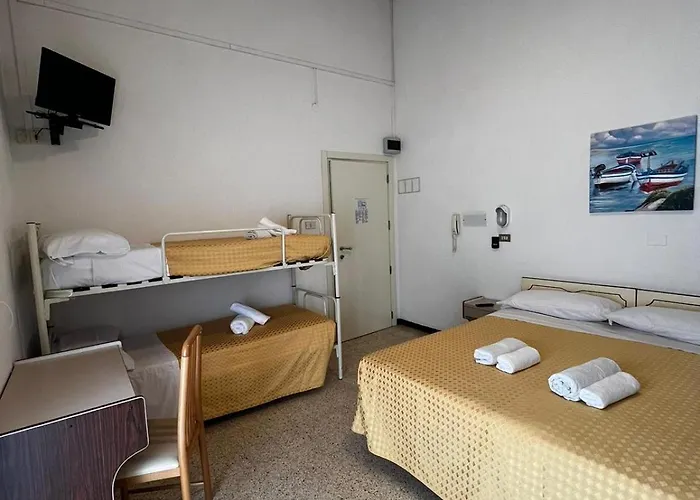 Hotell Till 3*
