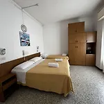 Till Hotel
